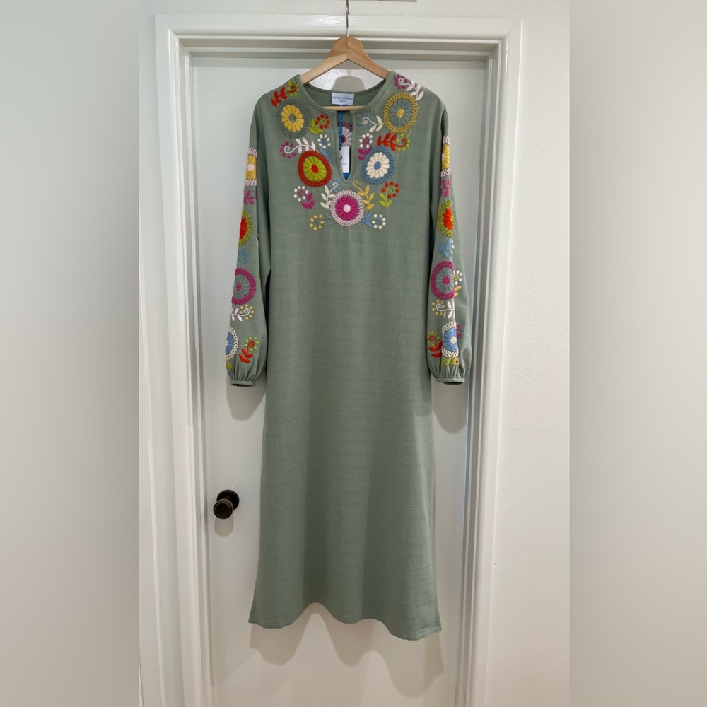 Mi Golondrina NWT Maricela Gris Verdoso y Arroyo Dress S